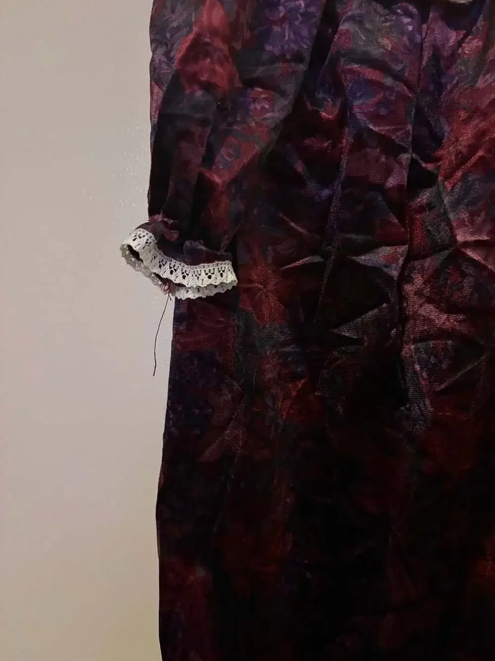 Little Precious Vintage Floral Velvet Baby Romper with Lace Collar Size 18MO